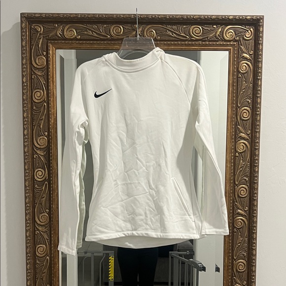 Nike Tops - NWT Nike White Long Sleeve Pullover